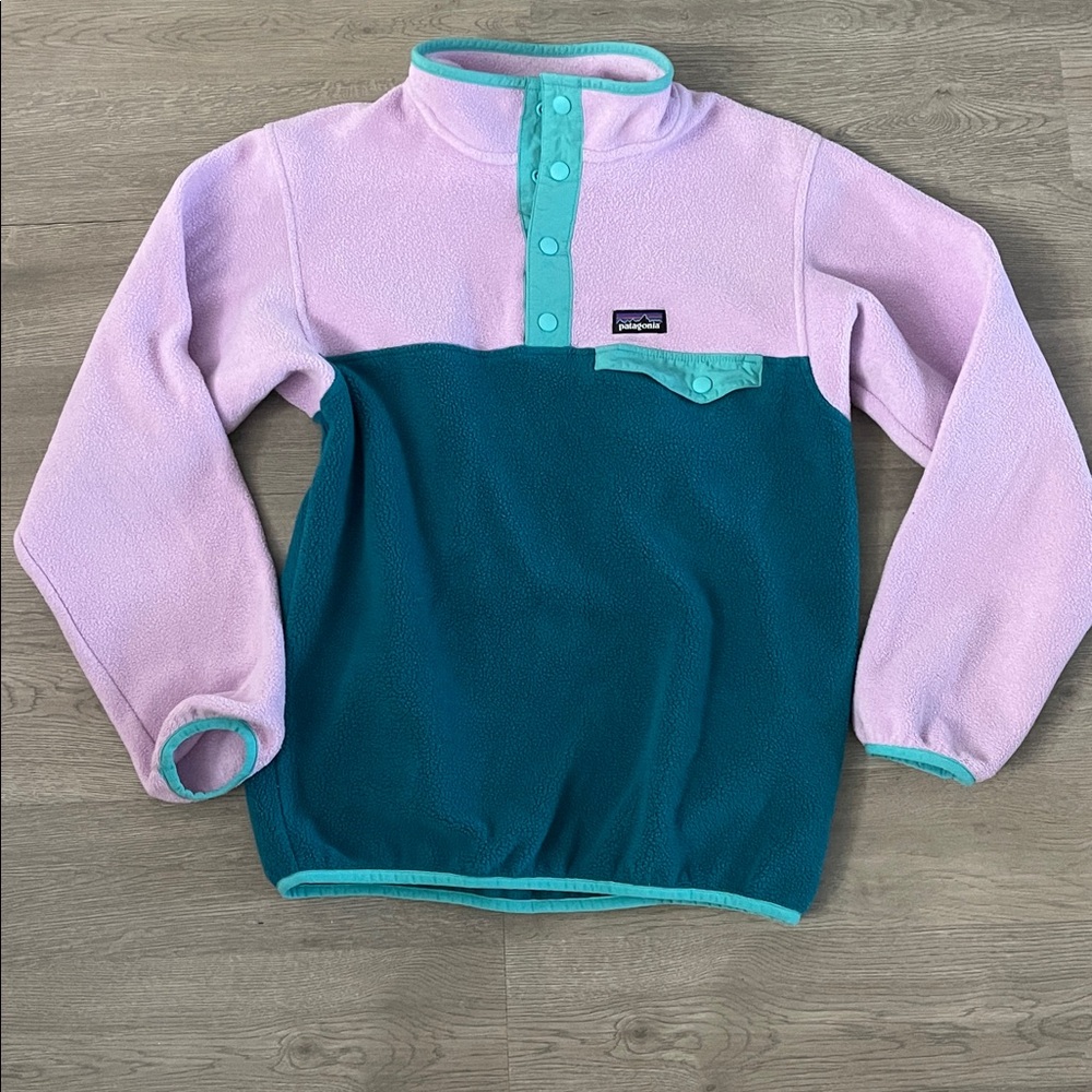 Patagonia girls large (12) Teal and Lavender Fleece Pullover